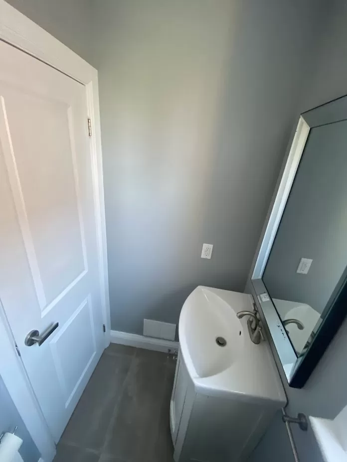 Talent Crescent bathroom paint 2