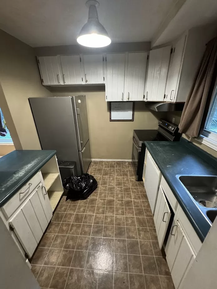 Juliana Court kitchen before renovation