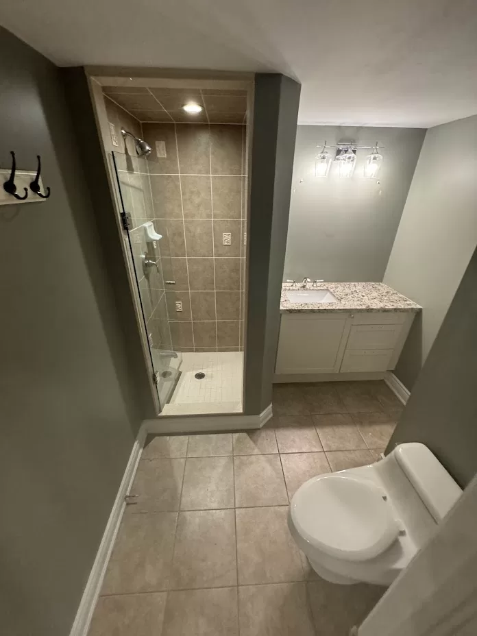 Sunnyside Avenue bathroom renovation before