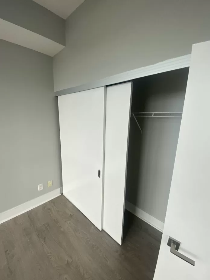 Davenport Rd closet paint after