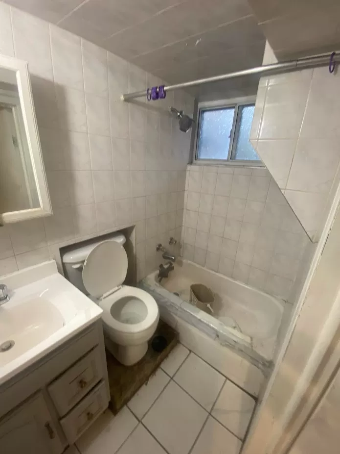 Woodbine Avenue bathroom renovation before