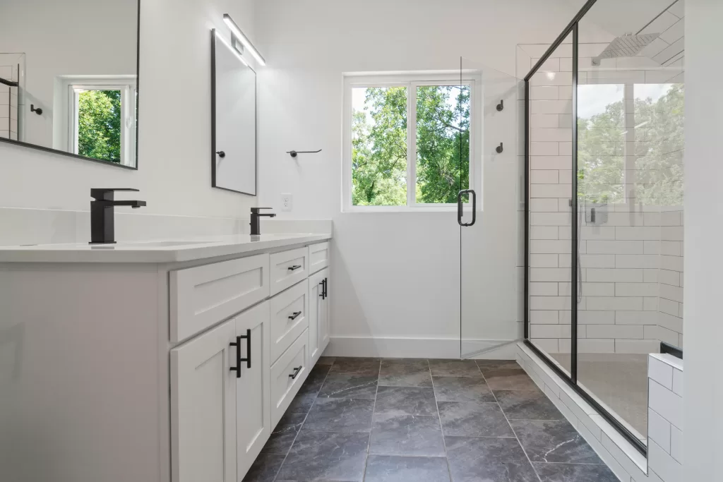 New bathroom twith new tiles
