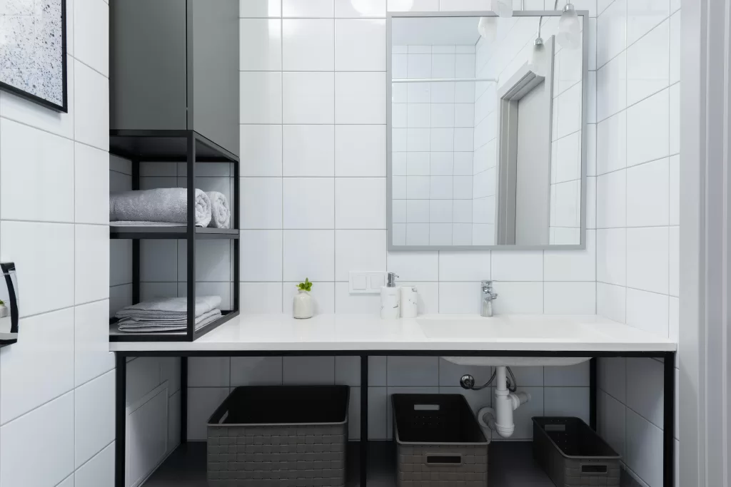 storage in bathroom