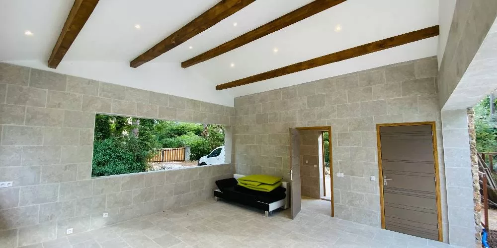 New Home with Feature Walls