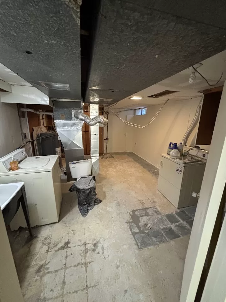 laundry room before 2