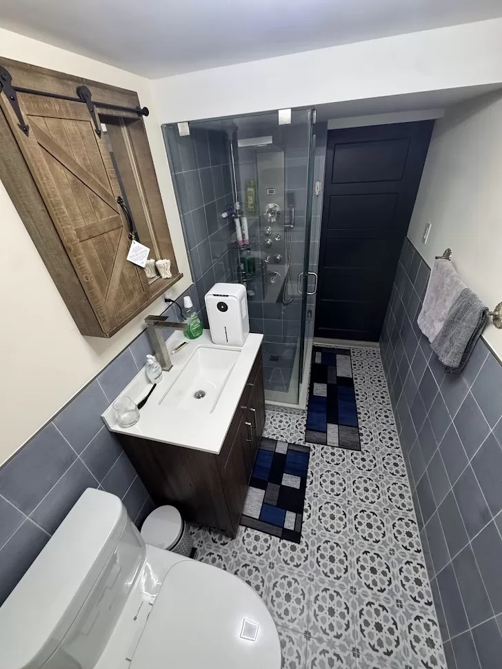 bathroom after remodel 1