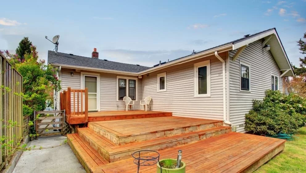 Two level deck layout for a narrow Toronto backyard.