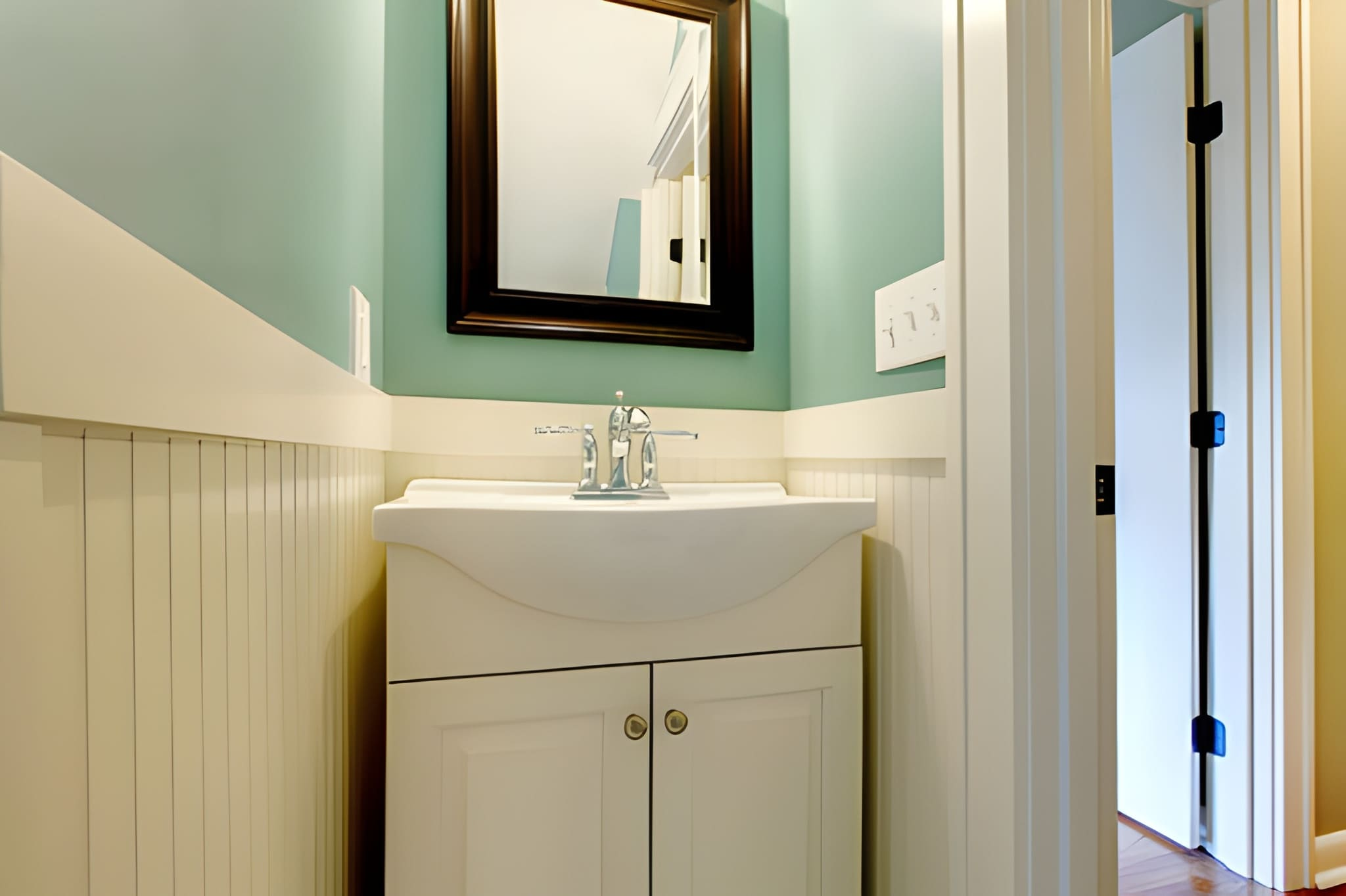 Toronto Powder Room Layouts: Smart Plans That Work | JG Contracting ...